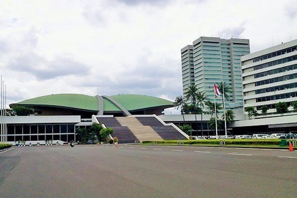 255 Anggota DPR Rapat Paripurna Secara Virtual