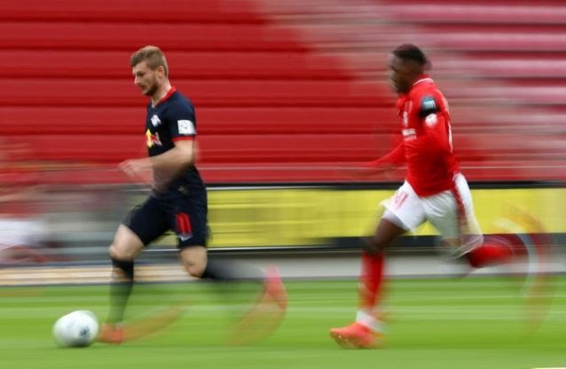 Timo Werner (kiri)