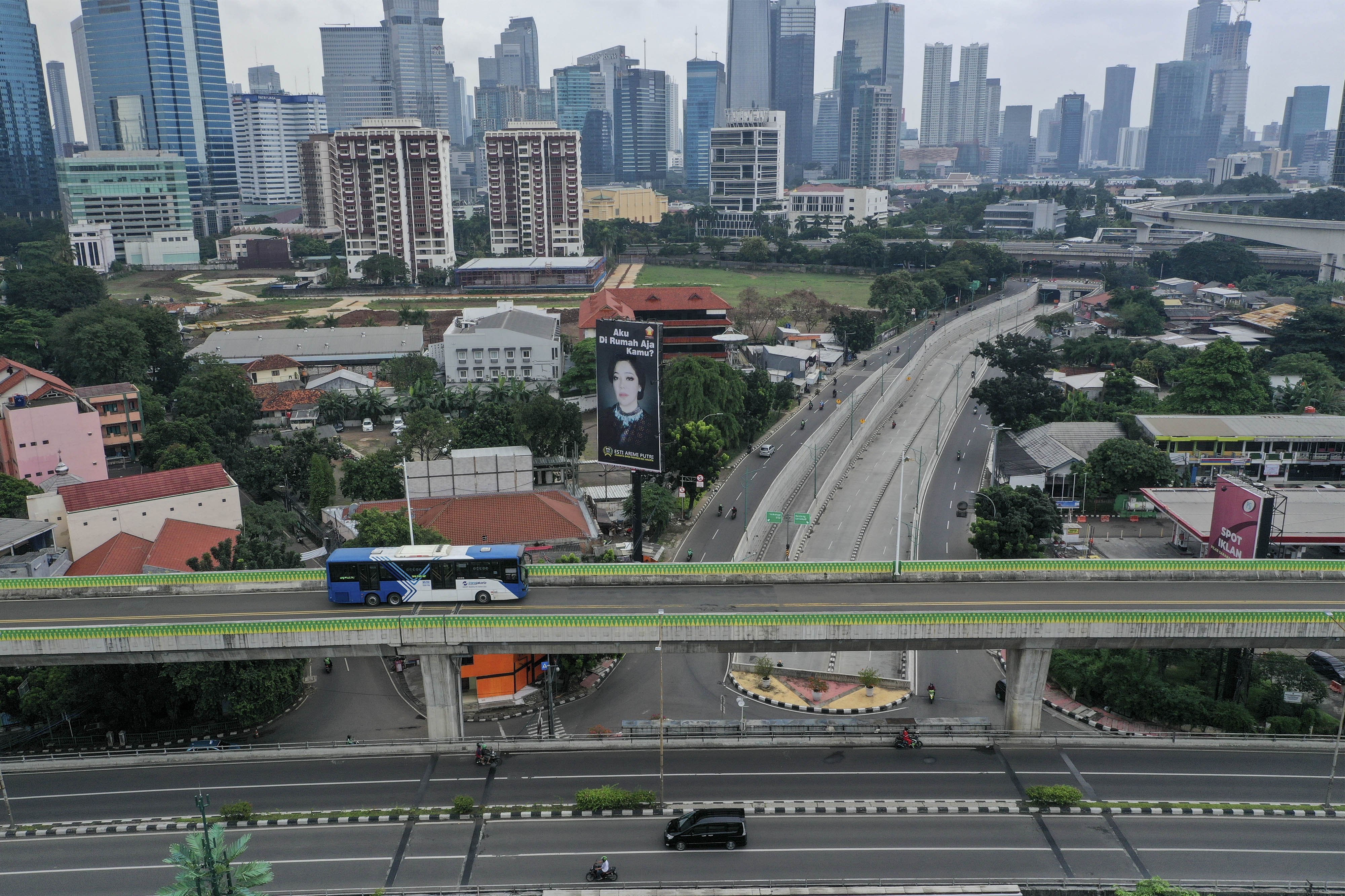 Ilustrasi - kawasan perkantoran di DKI Jakarta