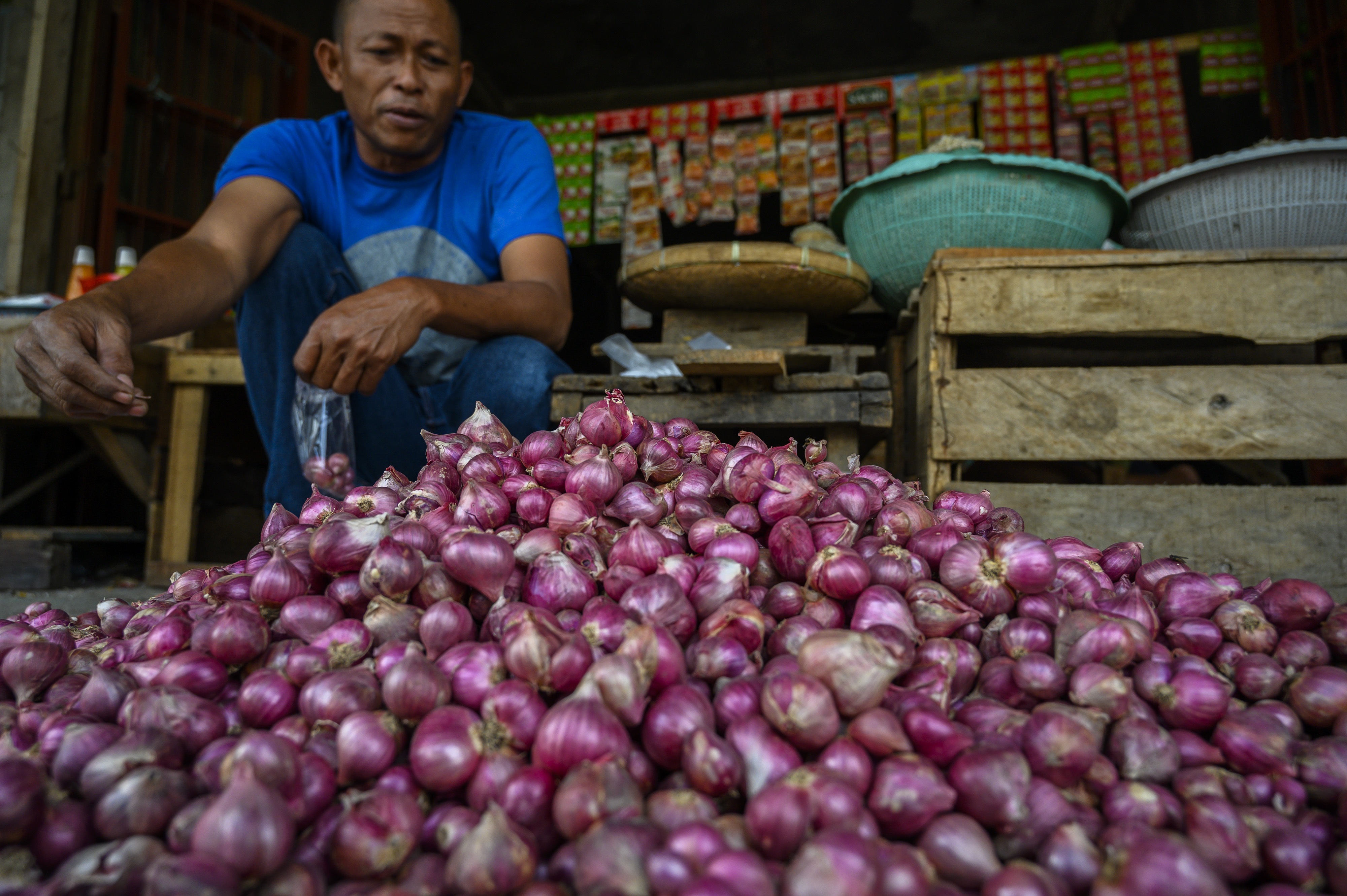 Stok komoditas pertanian mempengaruhi harga di pasaran.