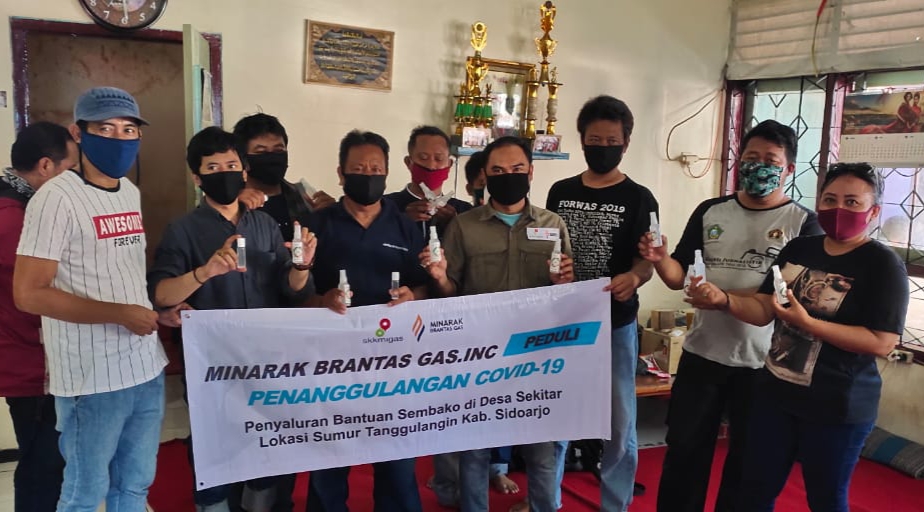MBGI memberikan bantuan tersebut berupa 1.000 masker kesehatan dan 100 liter hand sanitizer kepada wartawan Sidoarjo.