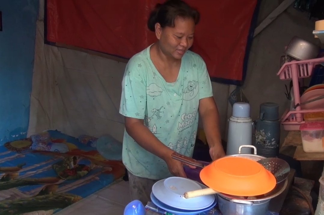 Warga di Kelurahan Panggung, Kecamatan Tegal Timur, Kota Tegal, belum menerima bantuan.