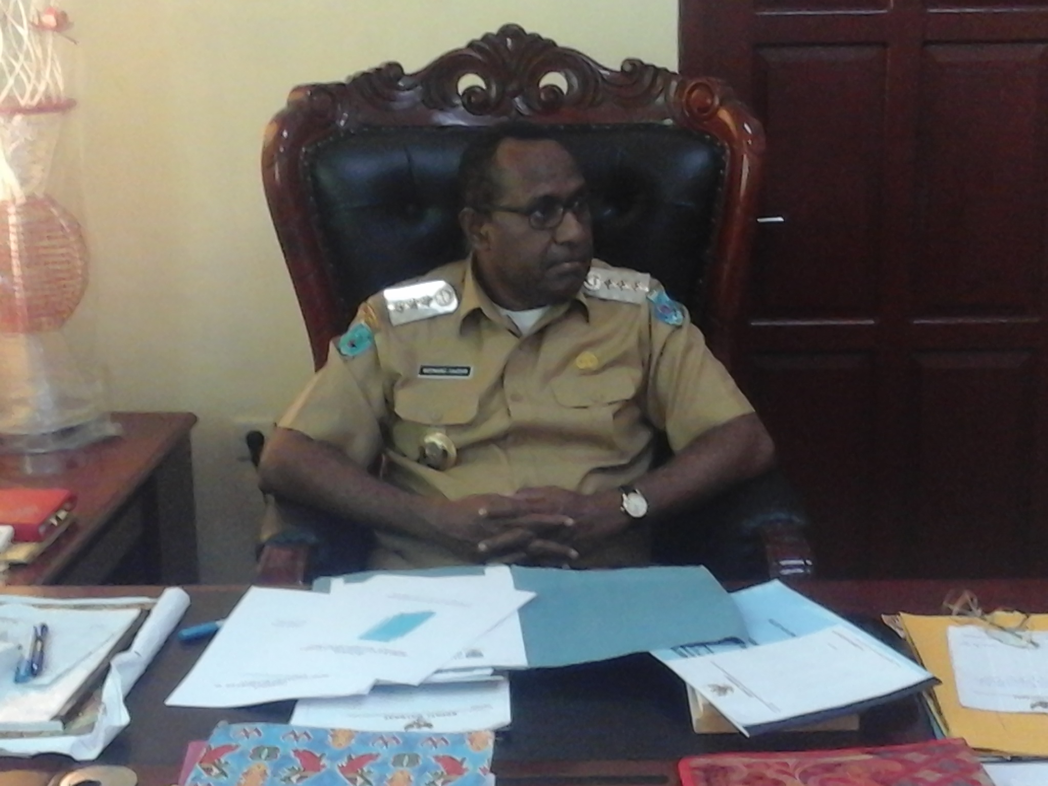 Bupati Maybrat Bernard Sagrim