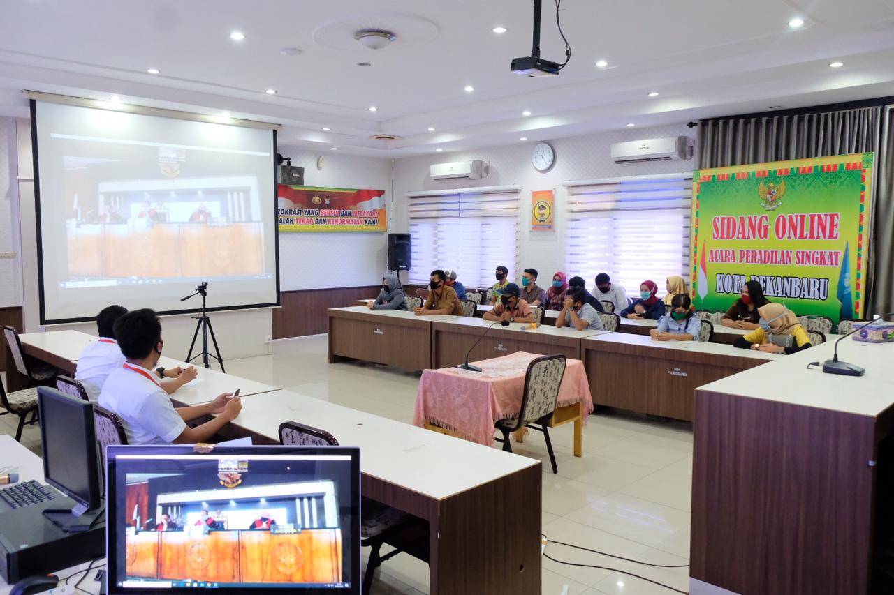 Sidang pelanggaran PSBB di Pekanbaru, Riau. 