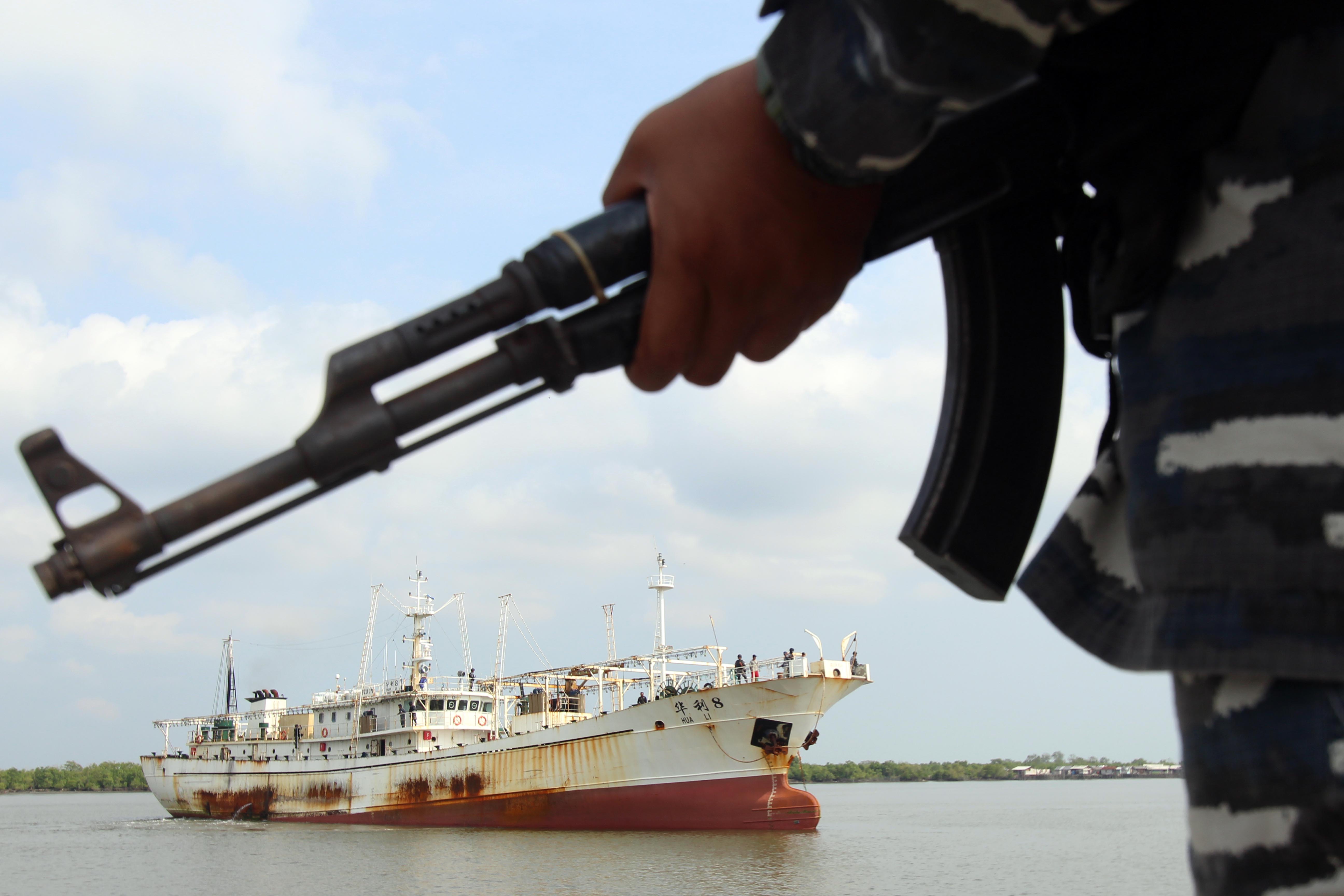 Ilustrasi kapal berbendera Tiongkok yang diamankan prajurit TNI.