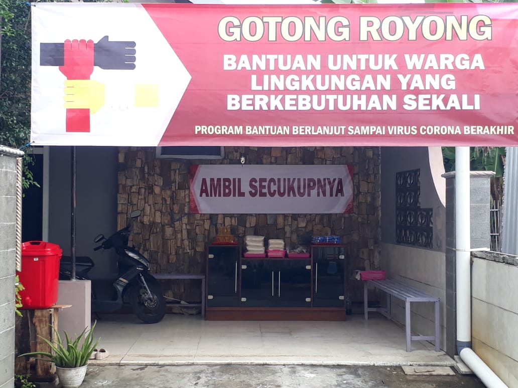 Tatok Raya, warga RT 42/RW 13, Kelurahan Taman, Madiun, memahami betul pentingnya kepedulian terhadap sesama anggota masyarakat.