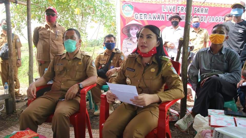 Bupati Landak Karolin Margret Natasa