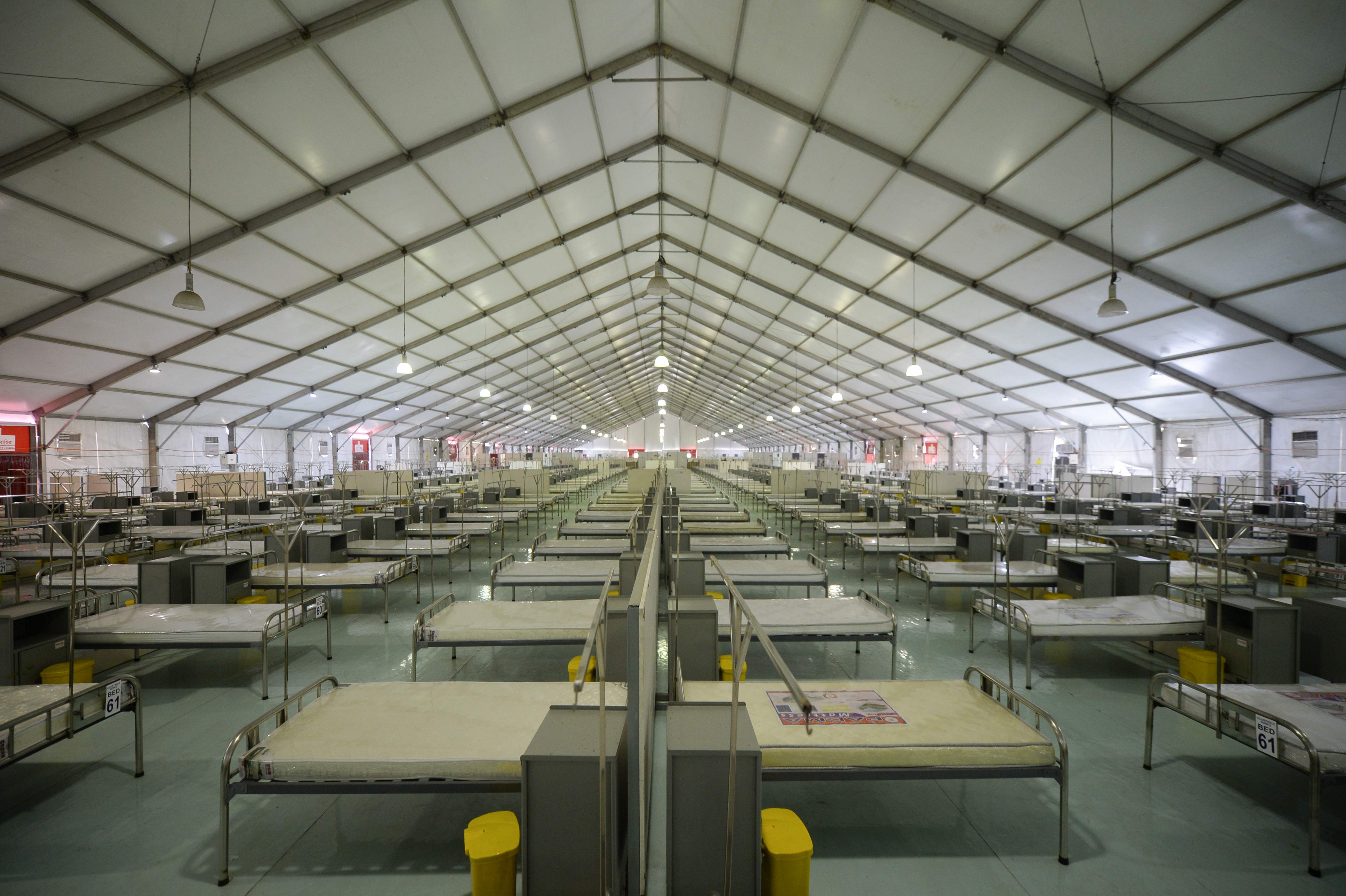 Penampakan rumah sakit darurat untuk merawat pasien covid-19 di Bangladesh.