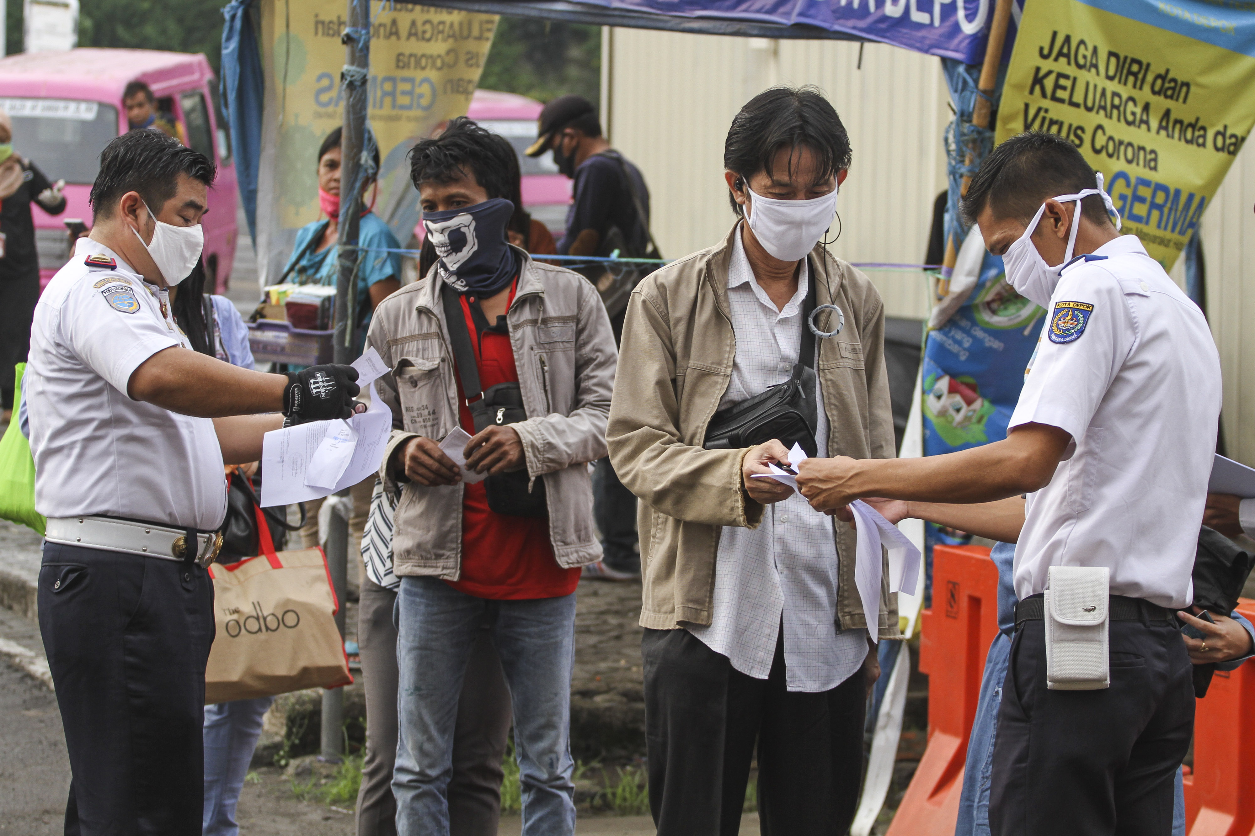 BPJT: Masih Terjadi Penumpukan Penumpang KRL