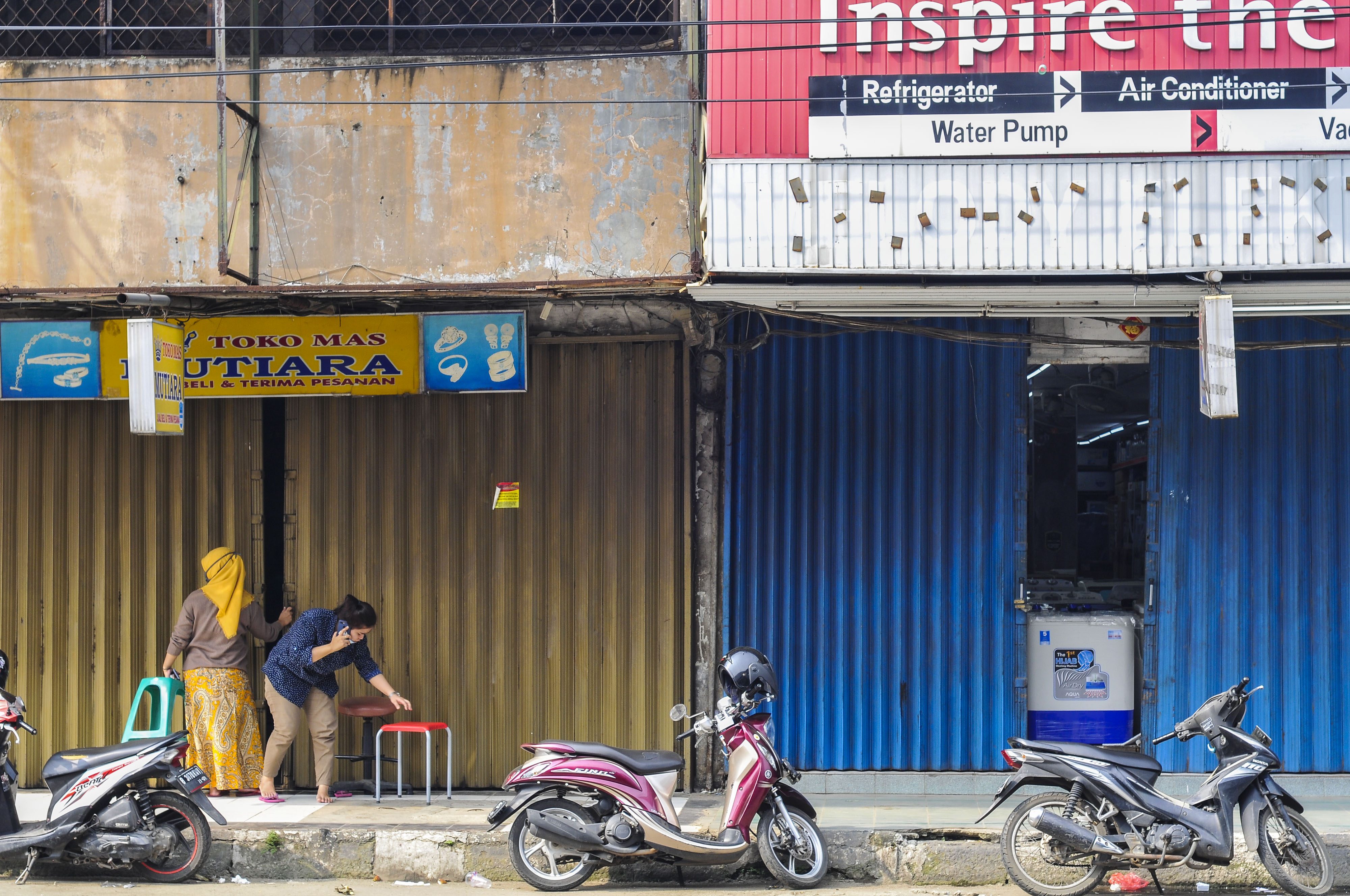 Pertokoan di Kota Bekasi tutup selama kebijakan PSBB