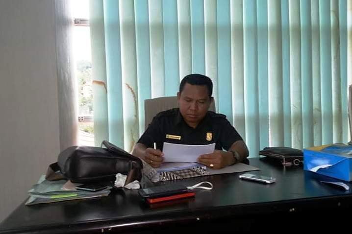  Anggota DPRD Papua Barat Saul Rante Lembang.