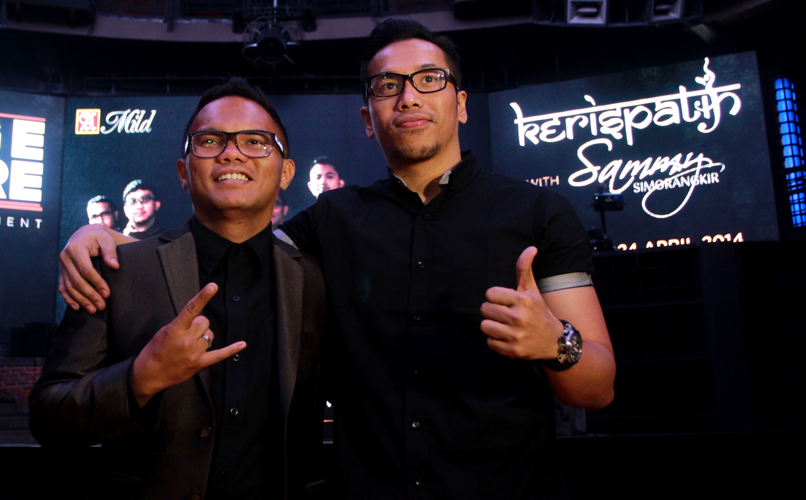 Mantan personel kerispatih Badai (kiri) bersama Sammy Simorangkir (kanan)