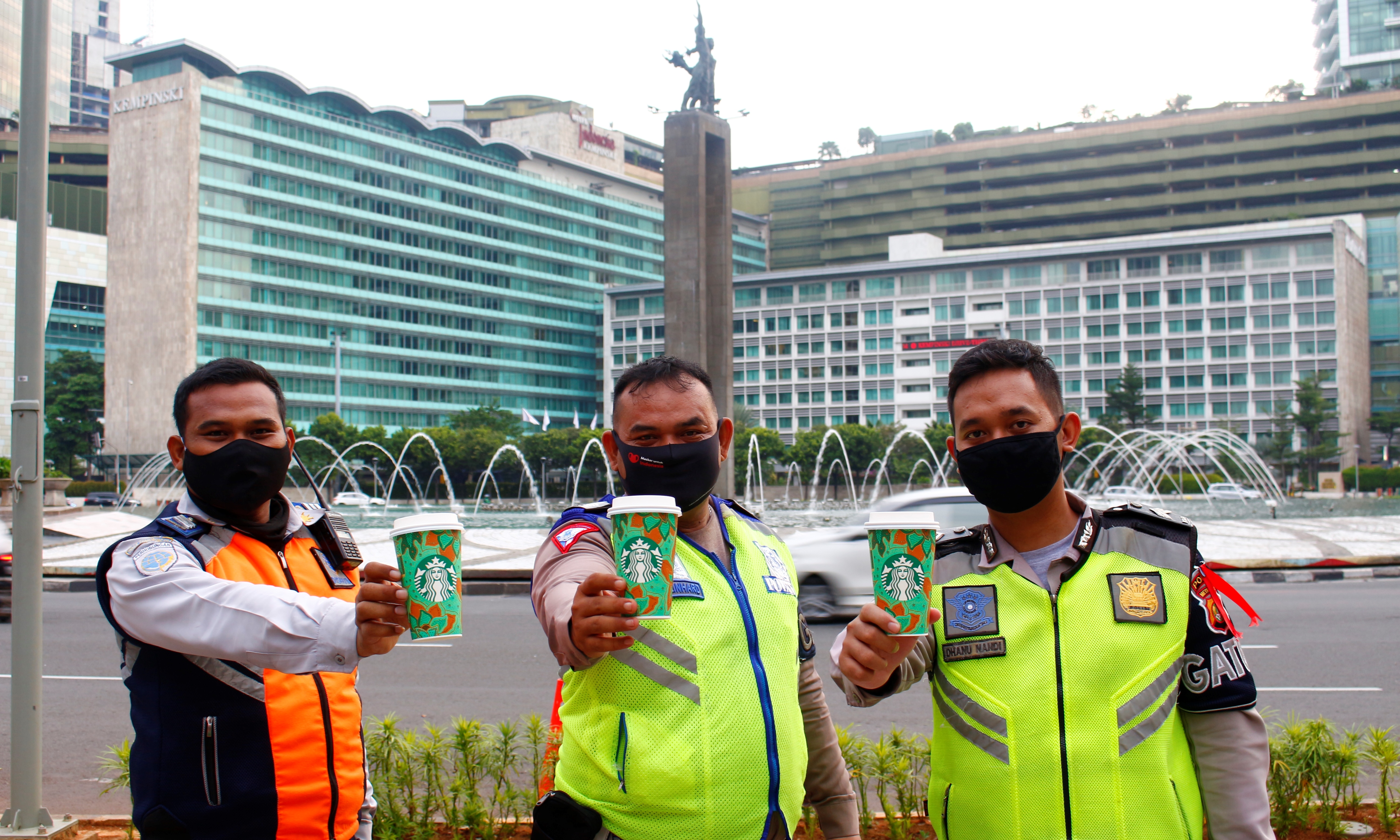 Promosi  Starbucks Card