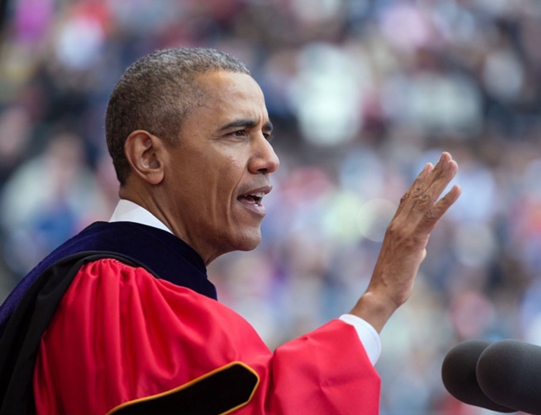 Presiden ke-44 Amerika Serikat, Barack Obama dan sang isteri Michelle akan tampil di dua acara perayaan virtual kelulusan pelajar AS.