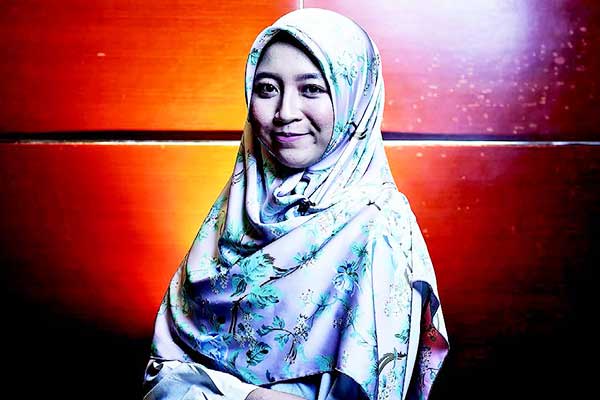 Henny Zidny Robby Rodhiya