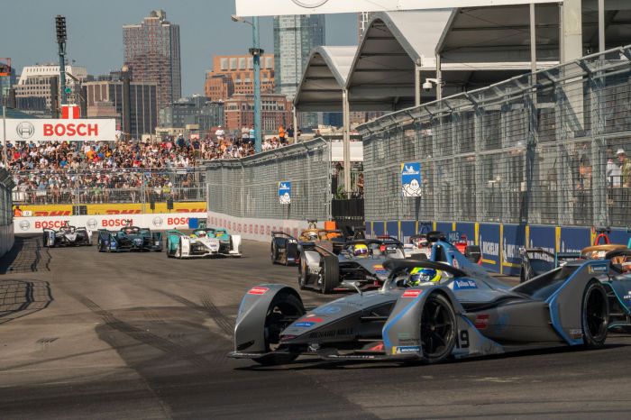 Ilustrasi - Ajang balap Formula E di Brooklyn, New York City, Amerika Serikat.
