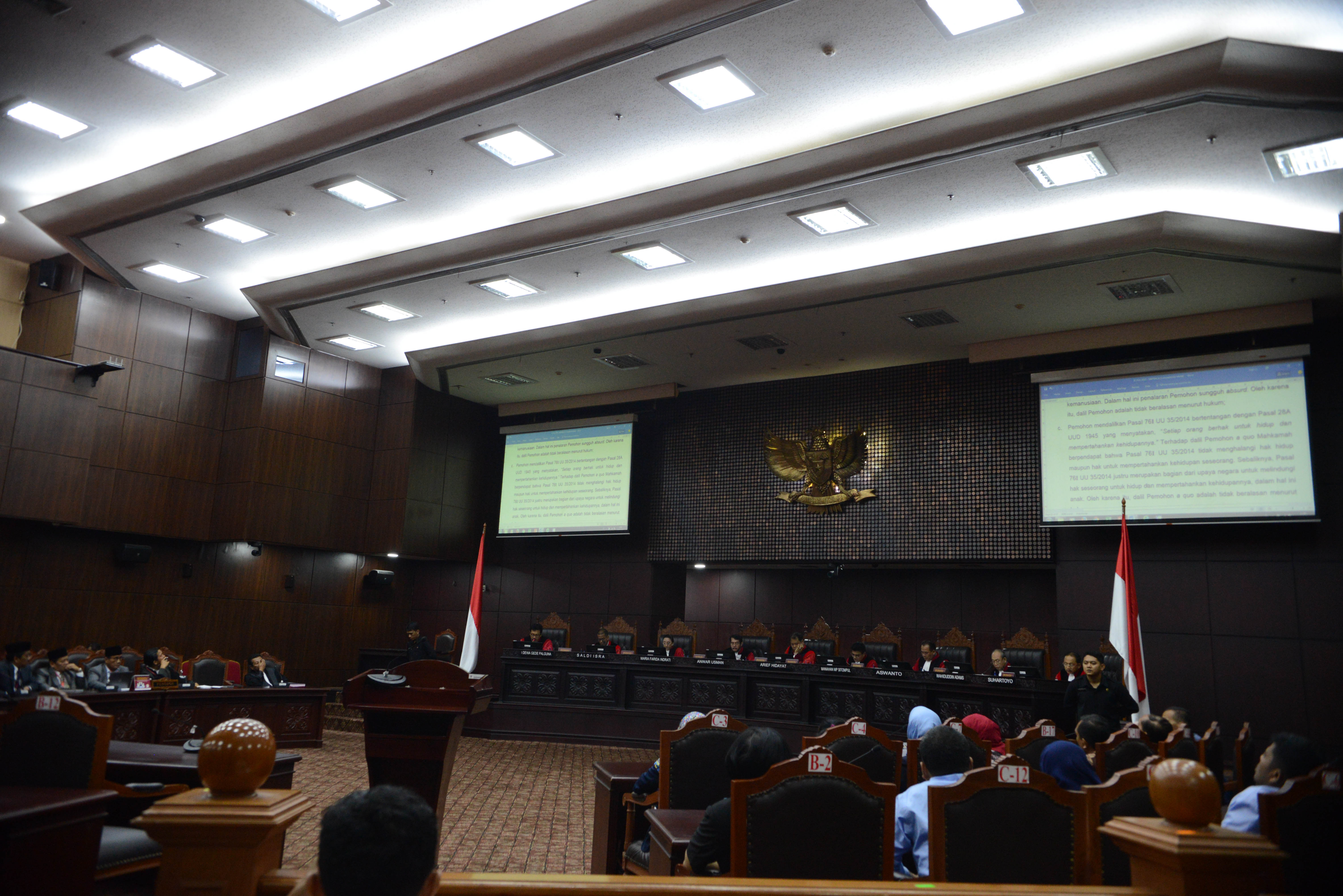 Judicial review Jabatan notaris di MK