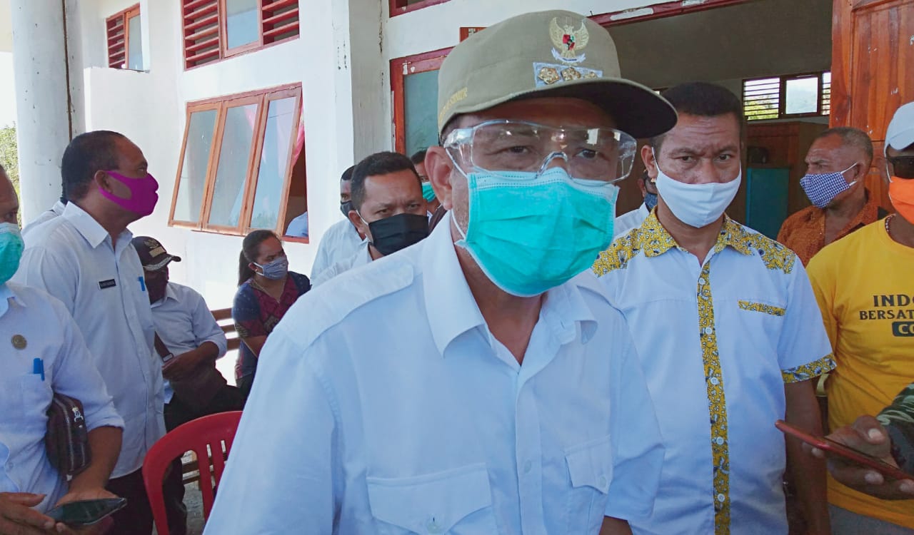 Bupati Lembata, Eliazer Yentji Sunur 