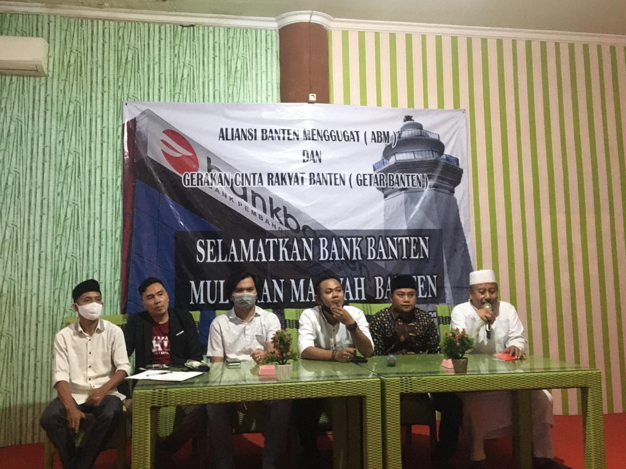 ALIANSI Banten Menggugat (ABM) dan Gerakan Cinta Rakyat Banten (Getar) mengajak masyarakat selamatkan Bank Banten.