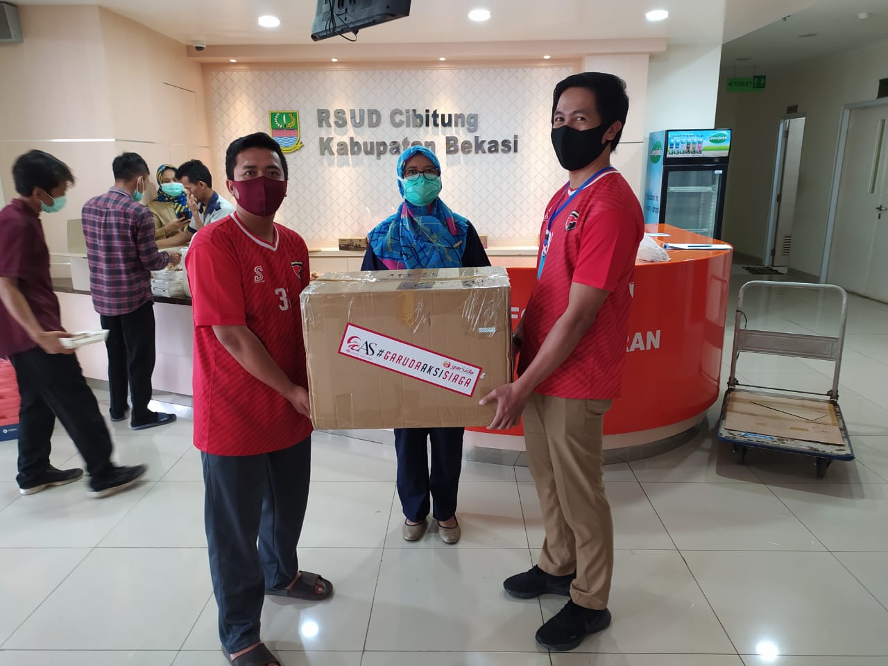 Donasi APD untuk RS rujukan Covid-19 dari Korps Garuda