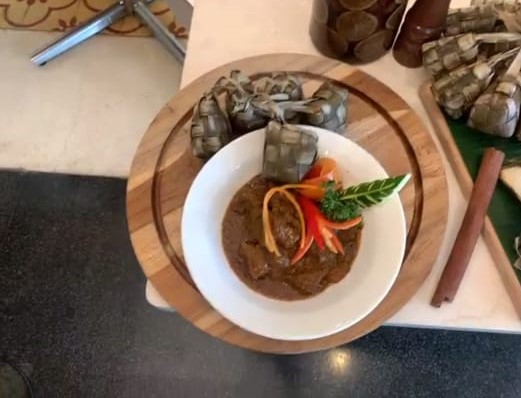 kari inia bumbu remah The papandayan Hotel