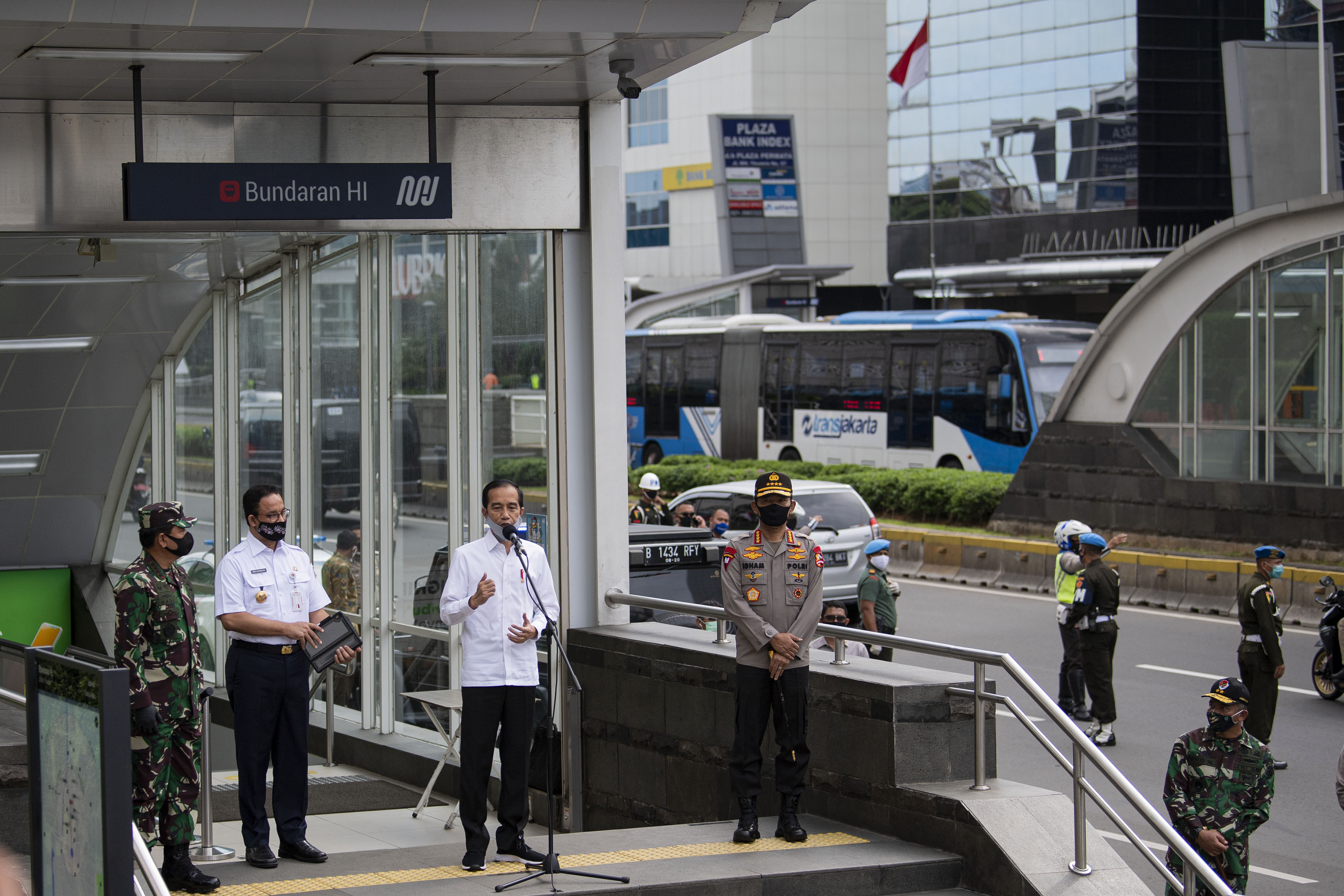 Anies Sebut New Normal di DKI Ditentukan Pekan Ini