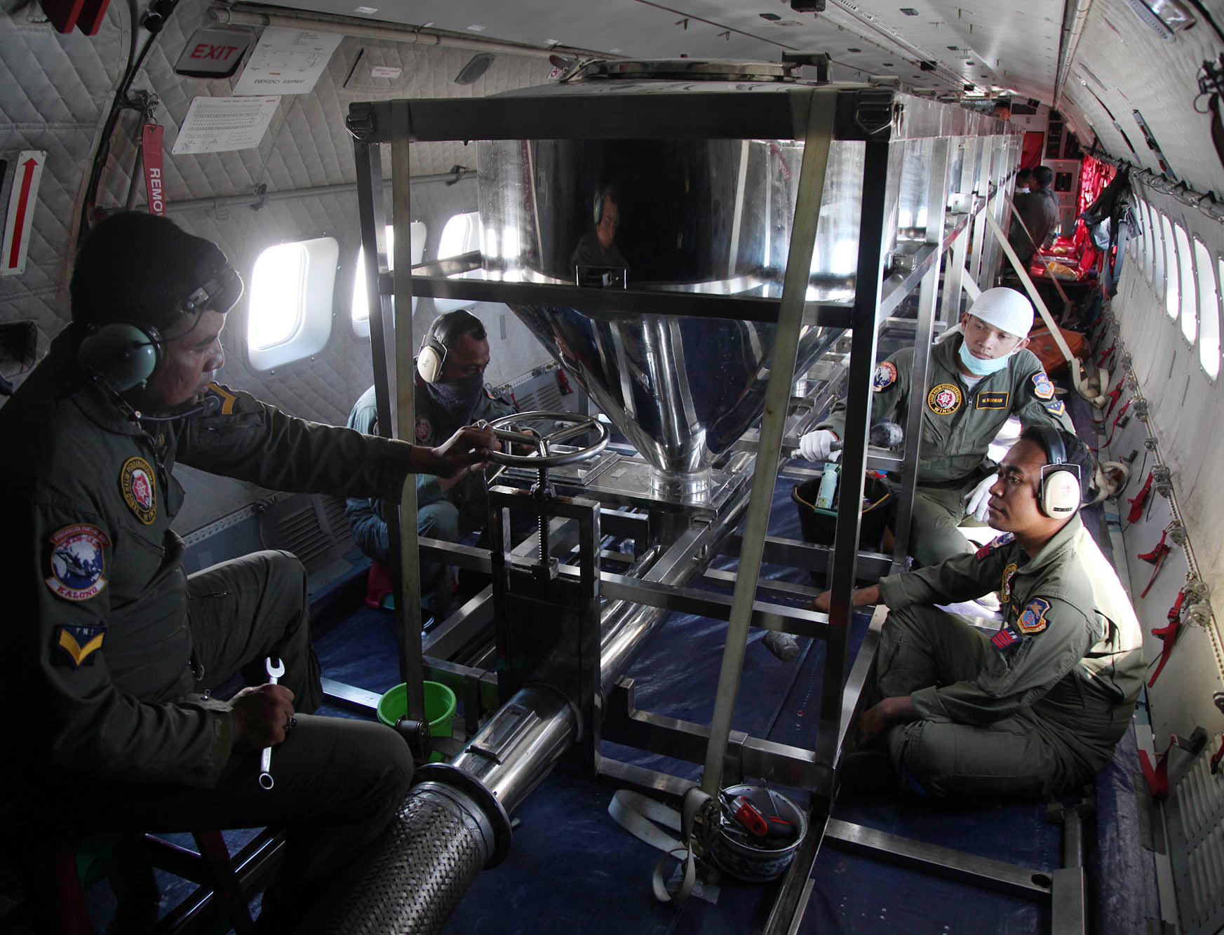 Teknologi modifikasi cuaca