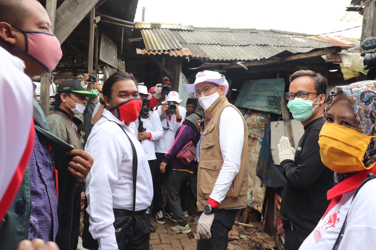 Relawan Jokowi Mania dan Sandiaga Uno