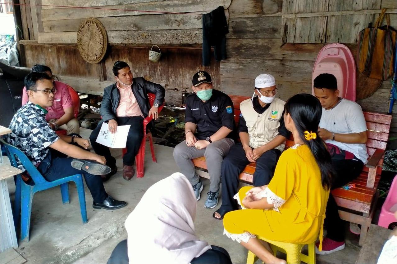 Pemkab Ogan Komering Ilir mendatangi rumah ABK yang dibuang ke laut.