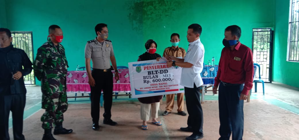 Pembagian BLT Tahap II di Musi Banyuasin secara door to door