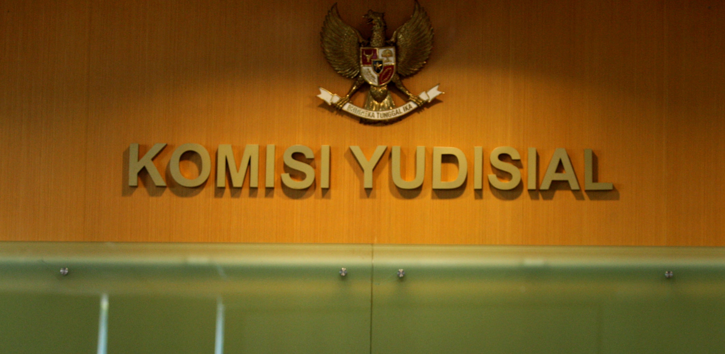 Logo Komisi yudsial