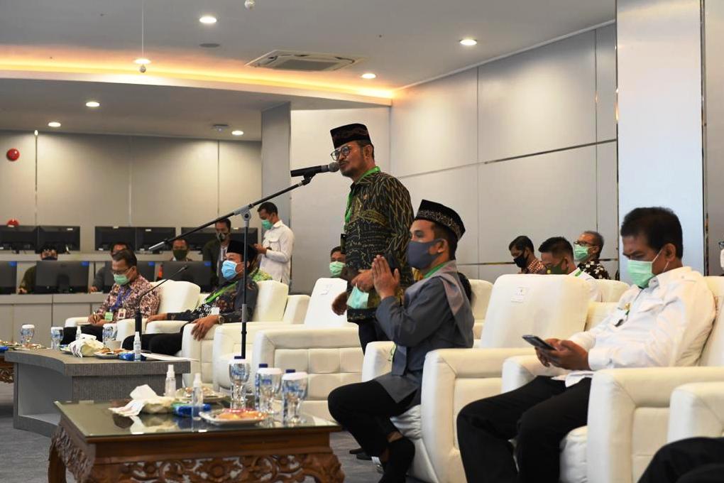 Mentan Syahrul saat halal bihalal virtual dari ruang AWR, Kementan.