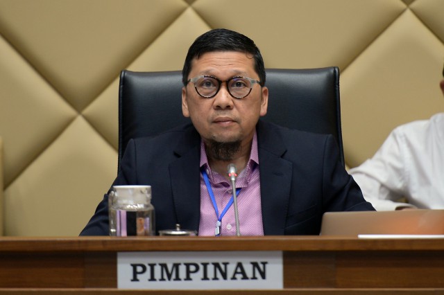 Ketua Komisi II DPR RI Ahmad Dolly Kurnia dalam rapat yang digelar secara virtual pada Rabu (27/5/2020).