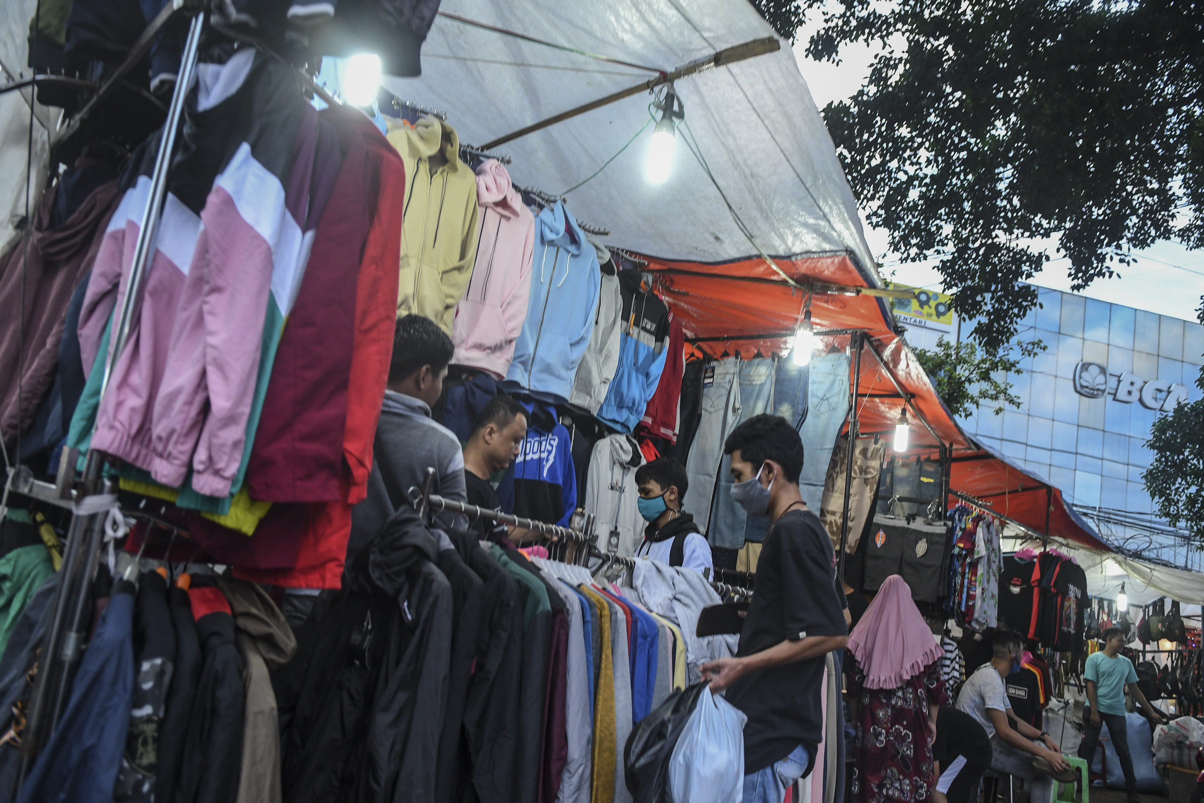  Bappenas Minta Masyarakat Tetap Waspada di Fase New Normal