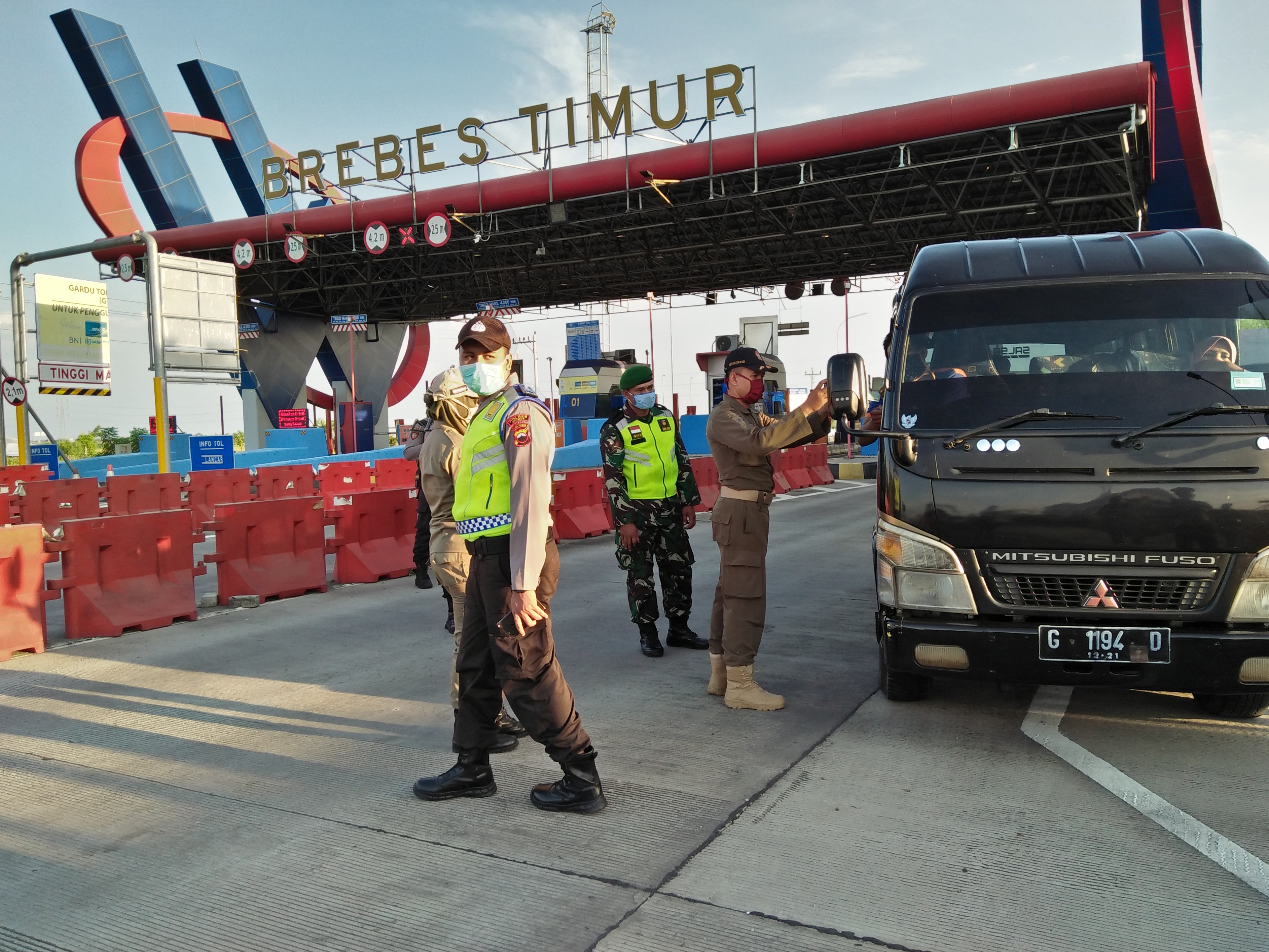 Pemudik masuk Brebes