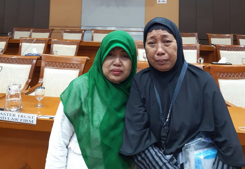 Tuti, calon jamaah umrah First Travel (berhijab hitam) , saat diundang di Komisi VIII DPR, beberapa waktu lalu.