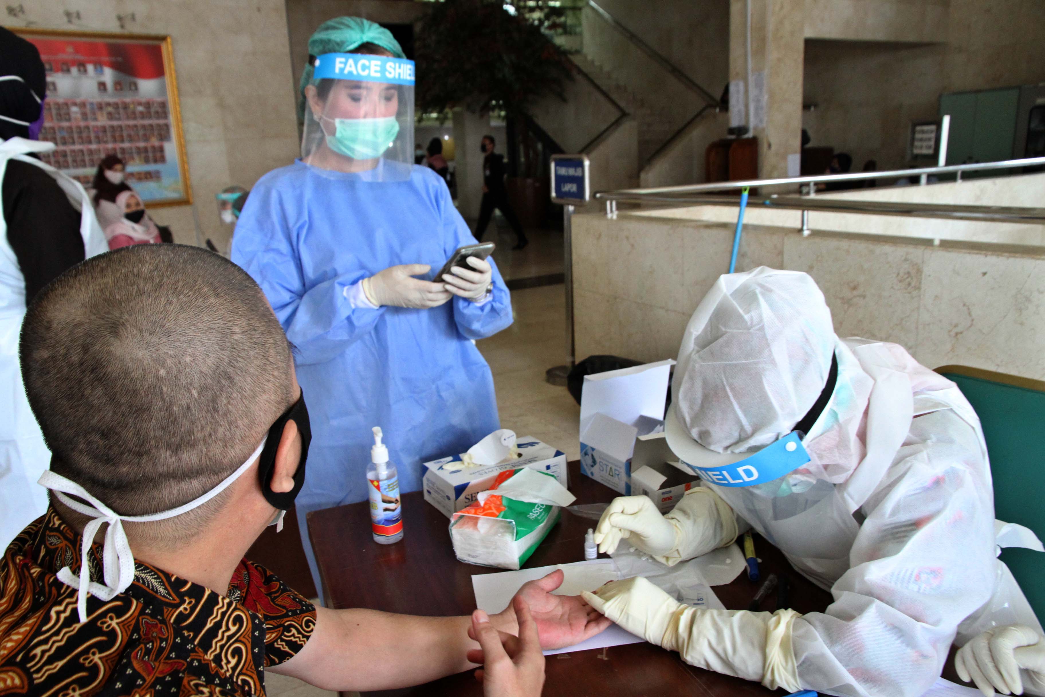 Ilustrasi rapid test covid-19