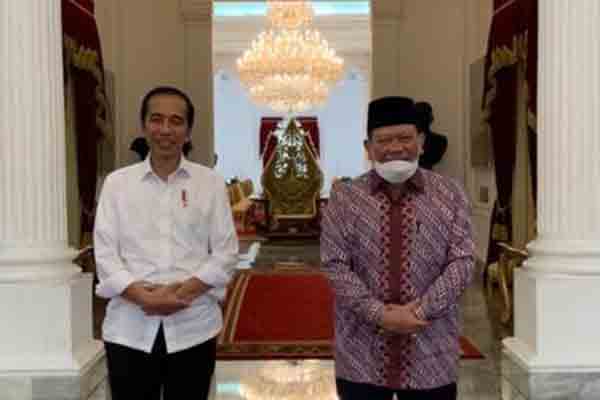 Presiden Joko Widodo dan Ketua DPD RI AA LaNyalla Mahmud Mattalitti.