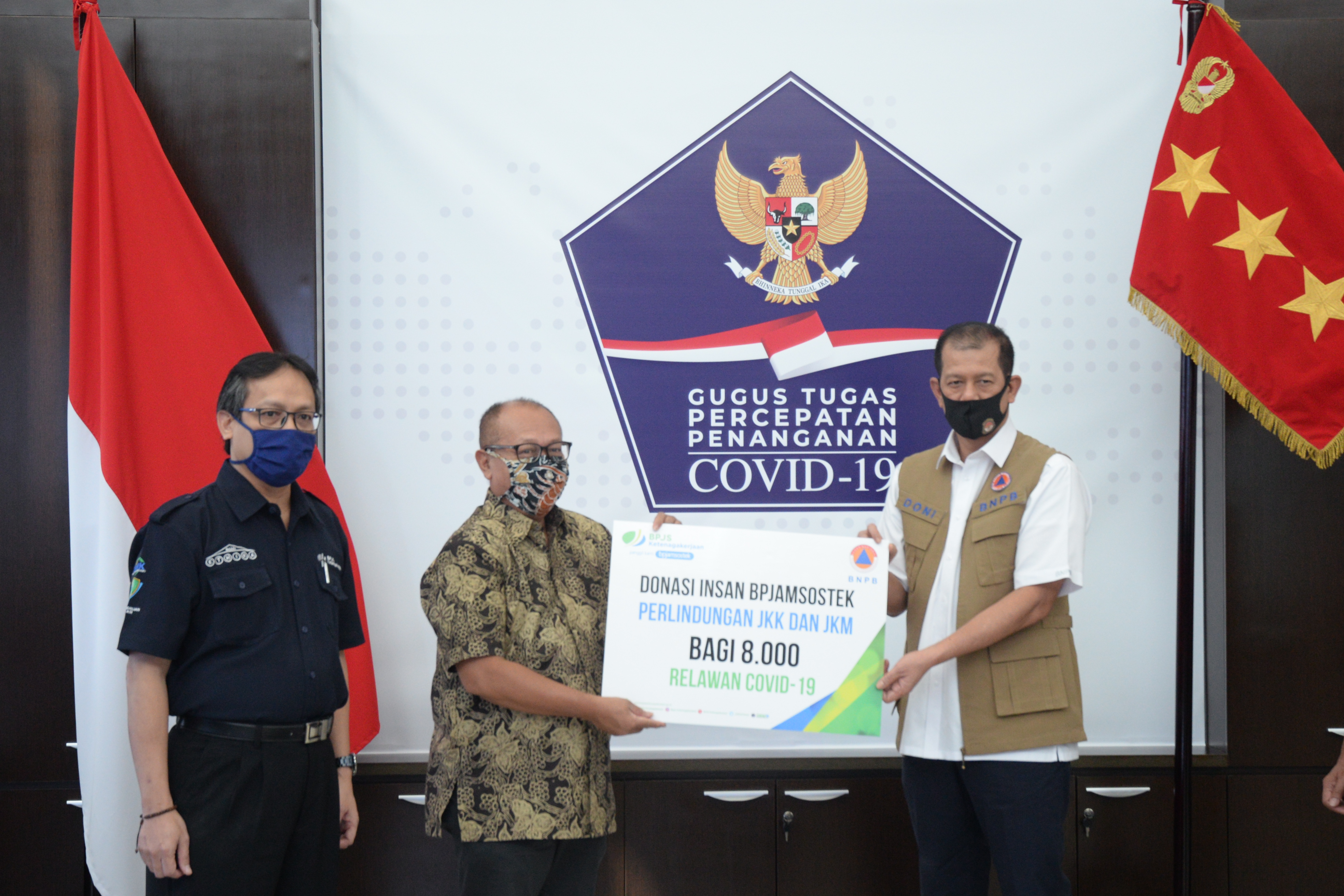 Sebanyak 8.000 relawan yang terdaftar di BNPB mendapatkan perlindungan dalam dua program BPJAMSOSTEK sejak April 2020.