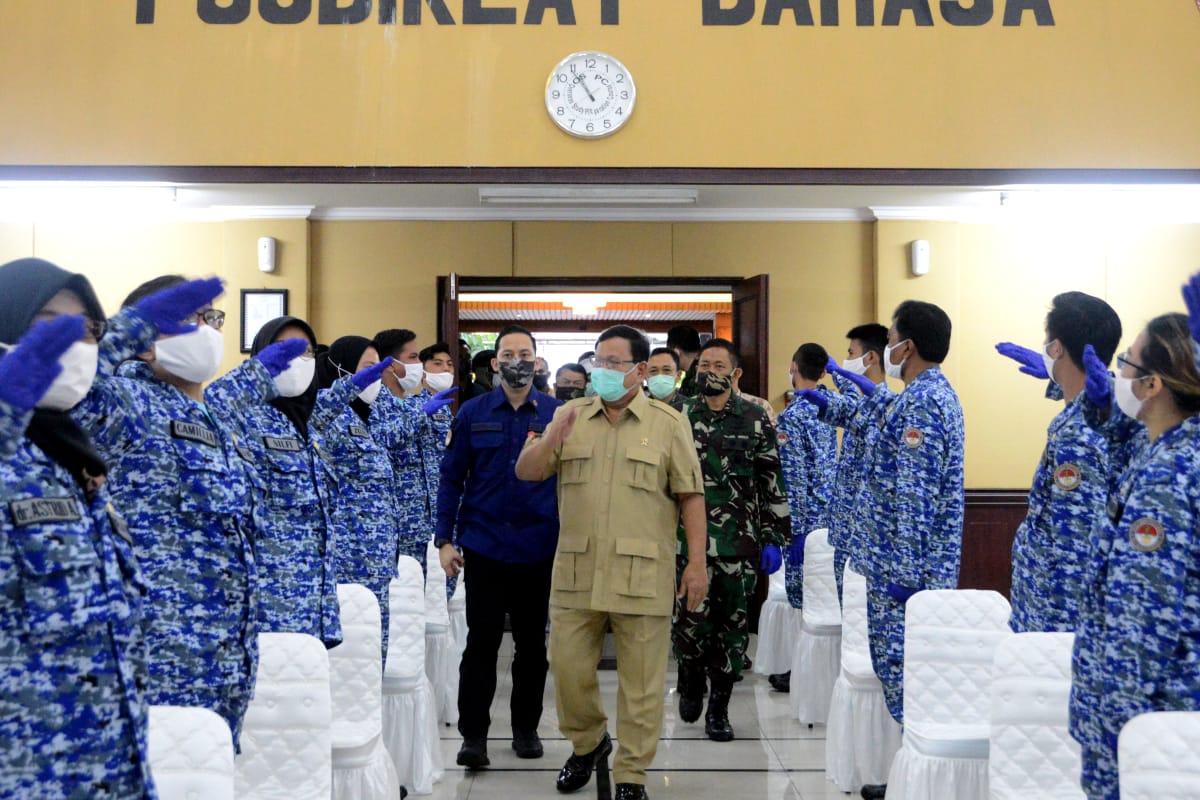 Menhan Prabowo Subianto saat melepas Komduk untuk penanganan covid-19