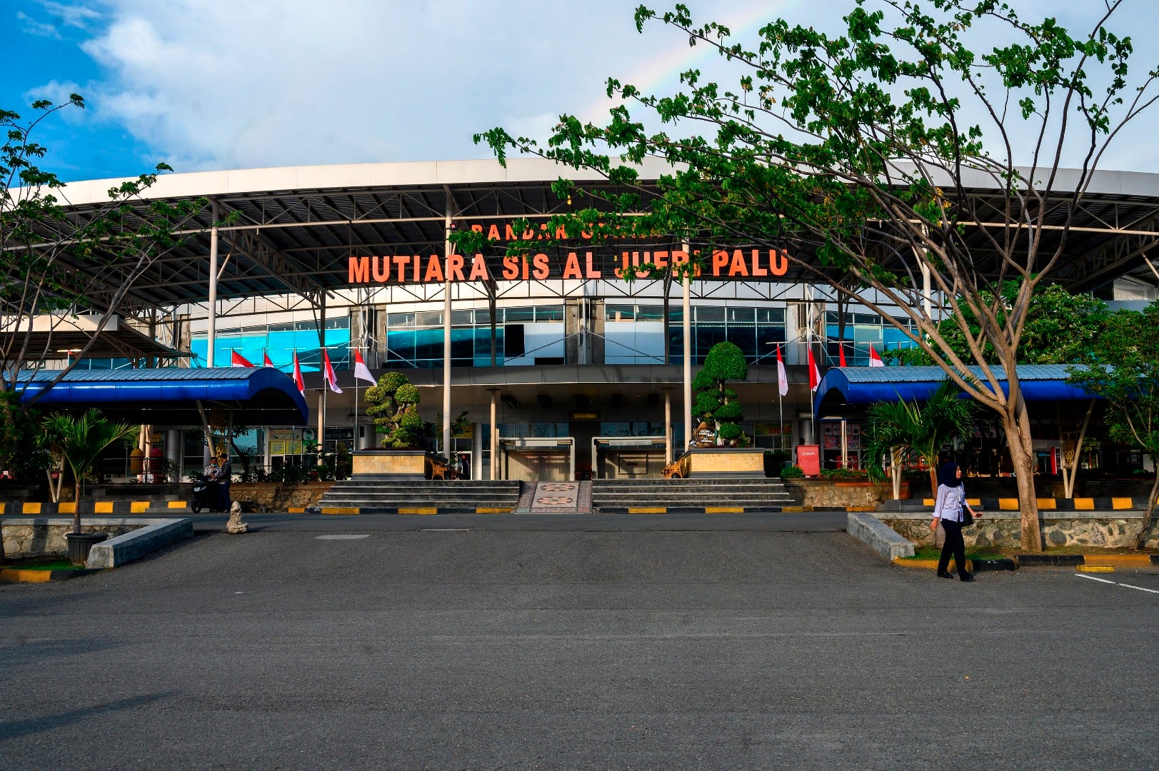 Bandar Udara Mutiara Sis Aljufri, Palu, Sulawesi Tengah