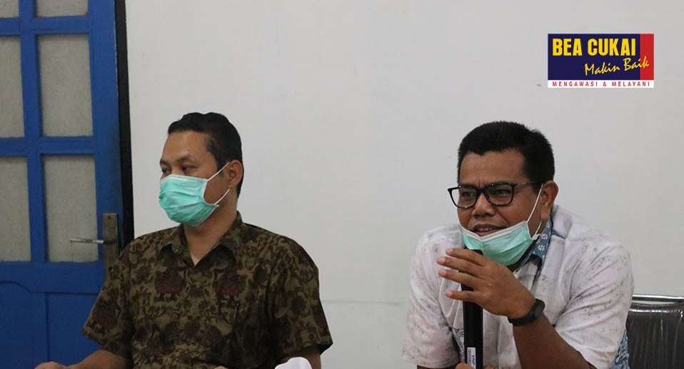 BEA Cukai Merauke mengadakan internalisasi terkait kebijakan untuk menyelamatkan sektor keuangan dari pandemi Covid-19 pada Jumat (5/6).