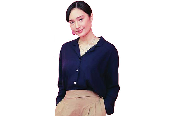 Aktris Tatjana Saphira