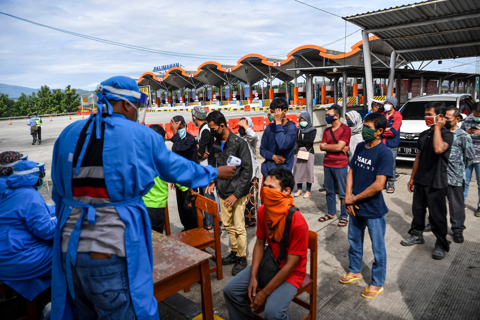 Pemeriksaan suhu tubuh 