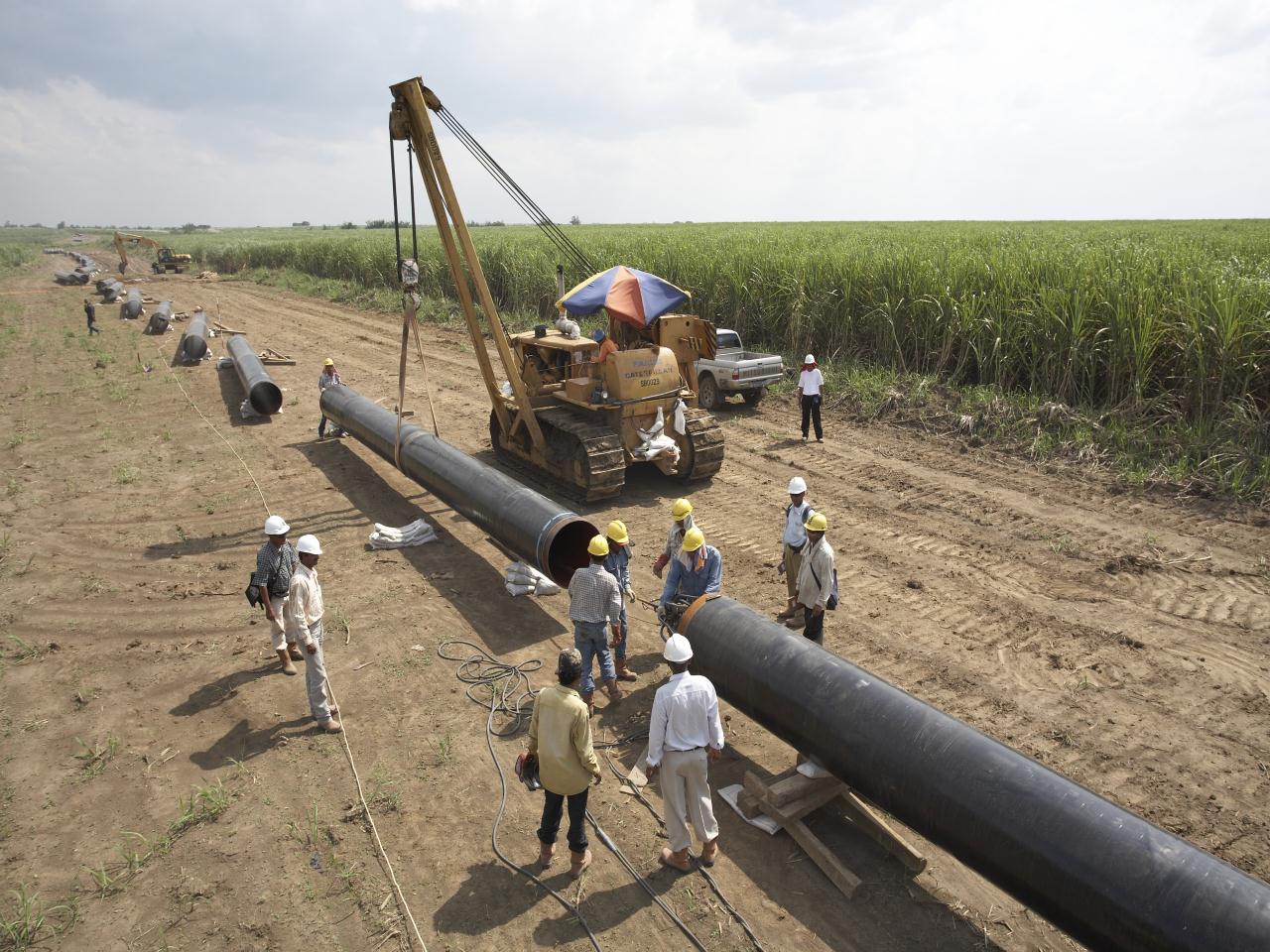 T Pertamina Gas (Pertagas) akan melaksanakan pembangunan pipa minyak mentah Rokan sepanjang ± 367 km. 