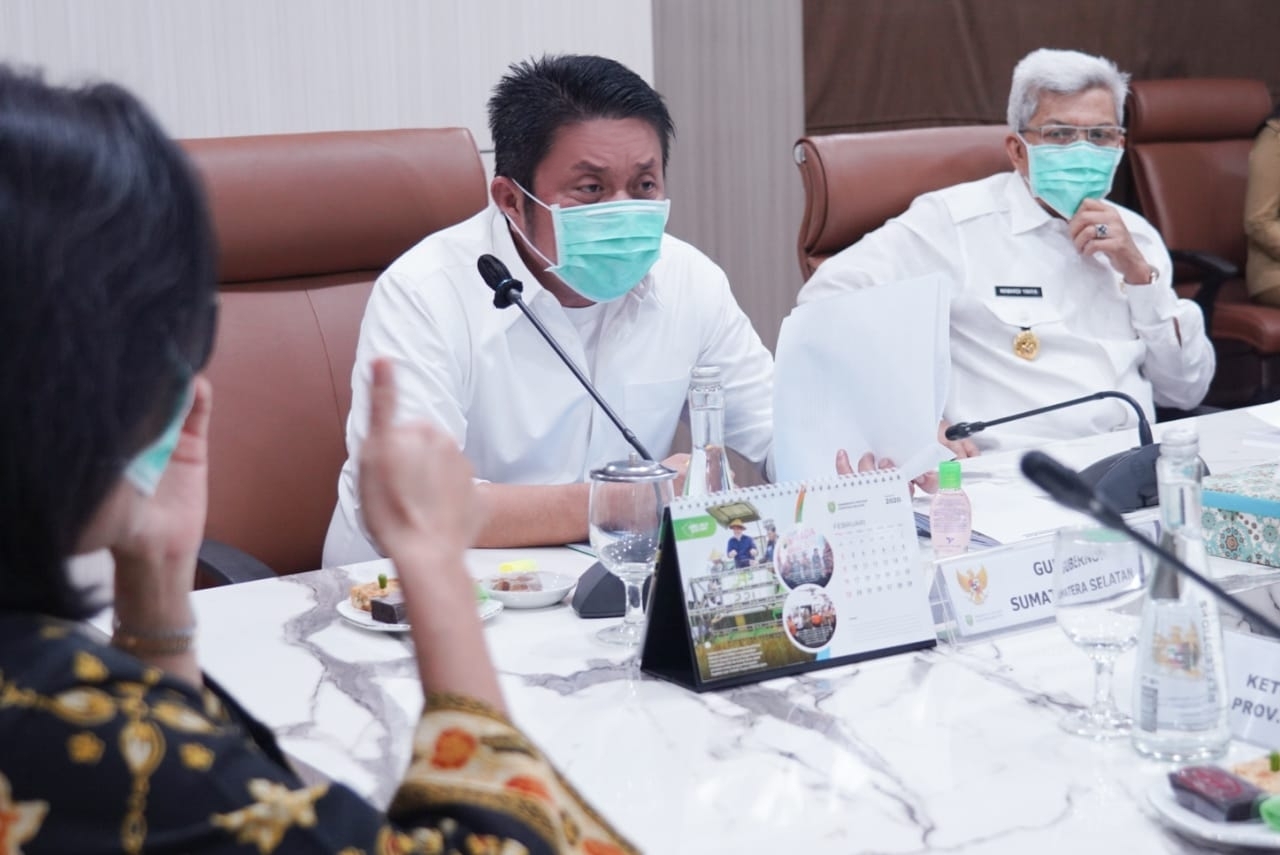 Gubernur Sumatra Selatan Herman Deru menyatakan Sumsel siap menggelar rapid test covid-19 massal menjangkau 10.000 orang.