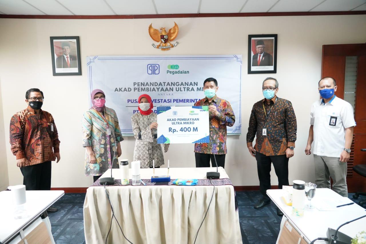 Penandatangaan akad pembiayaan PIP kepada PT Pegadaian tersebut berlangsung di Kantor PIP, Jakarta, Kamis, (25/6). 