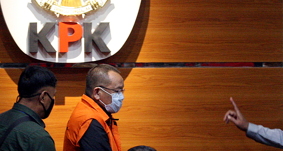 Mantan Sekretaris MA Nurhadi saat ditunjukkan dalam konferensi pers KPK usai ditangkap