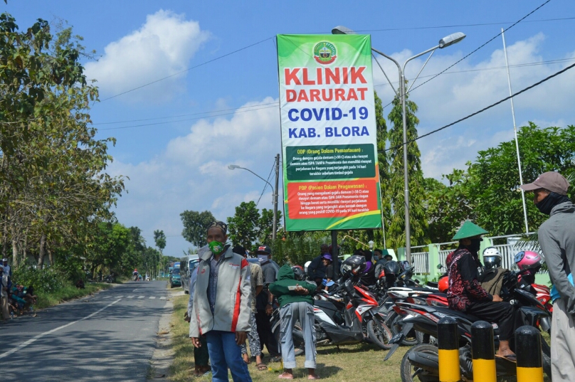 Warga Jemput Paksa 16 Pasien Covid-19 di Blora