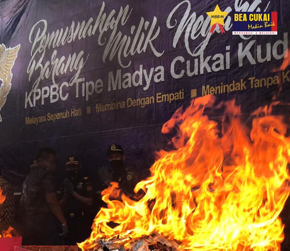 Bea Cukai Cikarang memusnahkan hasil tangkapan periode tahun 2018-2019. 